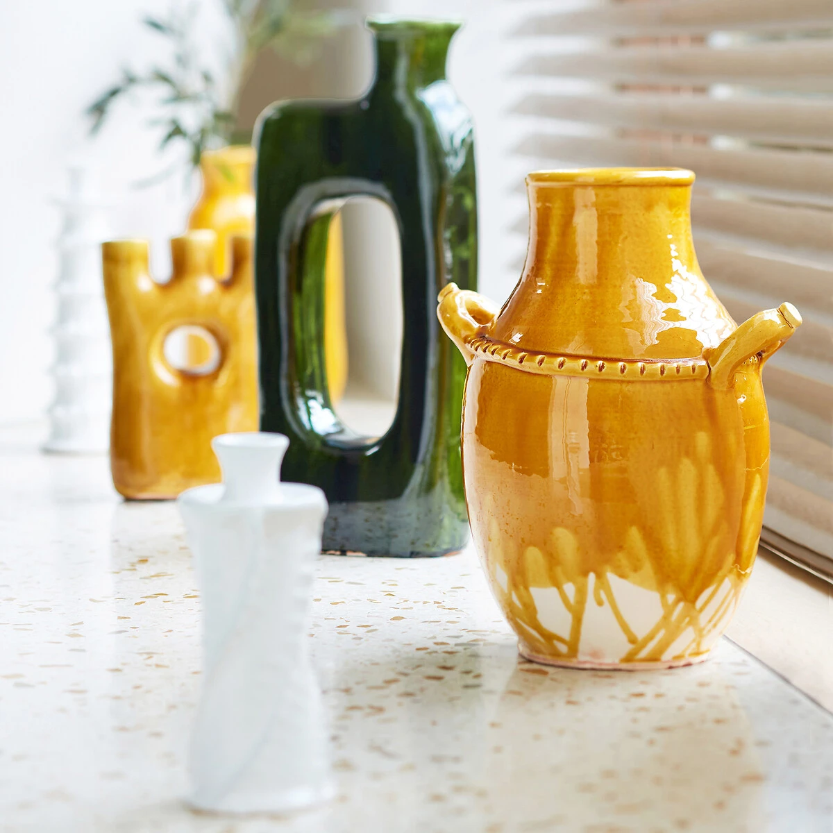 Vase Décoratif En Terre Cuite H30 Cm, Makero 7 Vase Décoratif En Terre Cuite H30 Cm, Makero – Image 5