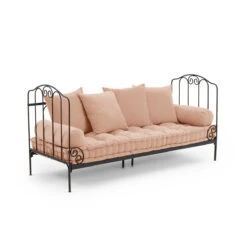 Ensemble Matelas Et Coussins, Cidia -Ameublement De Maison 221d8b1267365bcc5d53394e84aa9ef6