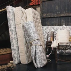 Lot De 4 Pieds De Sommier Cylindres -Ameublement De Maison 2bab939fa7e738b873139063afb34366