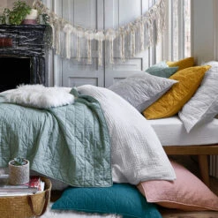 Boutis Matelassé Coton Zig Zag SCÉNARIO -Ameublement De Maison 3b1d88d14d5d62faf4c3823394b092ac