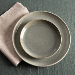 Lot 6 Assiettes Plates, Paloum 40 Lot 6 Assiettes Plates, Paloum -Ameublement De Maison 530951afbd53dac4eca1076926f562aa