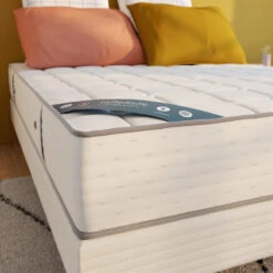 Ensemble Matelas 588 Ressorts Ensachés+sommier -Ameublement De Maison 5d756983aad10e48fa35de7ceca9abb1