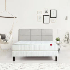 Ensemble Matelas Ressorts Le Délicatesse + Sommier -Ameublement De Maison 846296d708306210271a2289b78382ac