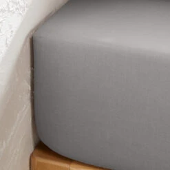 Drap Housse Uni Polycoton, Bonnet 25cm, Scenario 31 Drap Housse Uni Polycoton, Bonnet 25cm, Scenario -Ameublement De Maison 8e2bb18a49be167bfdcd6d3855b88335