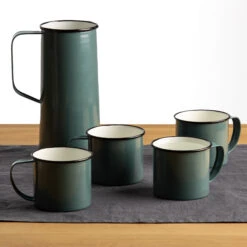 Carafe En Métal, Octave -Ameublement De Maison 97b0eaf84edc6a2bfc1091ccb6476d1a