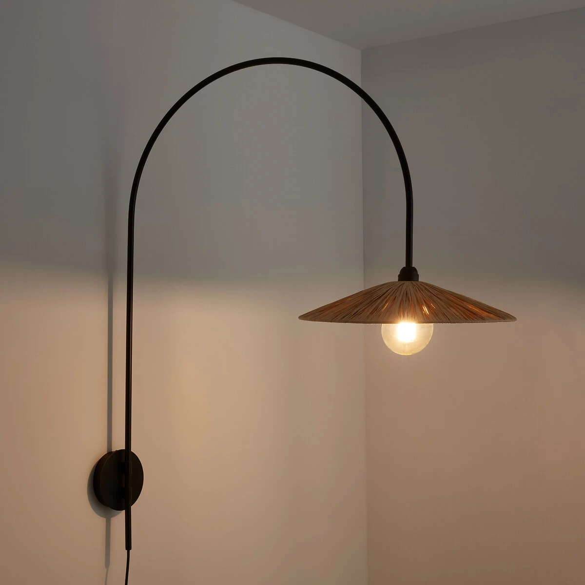 Applique Déportée Métal Fer Et Raphia, Rafita 4 Applique Déportée Métal Fer Et Raphia, Rafita – Image 2