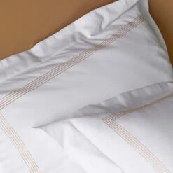 Taie D'oreiller Satin De Coton, Madison -Ameublement De Maison bf115e36168ac26b31ce4671db68079e