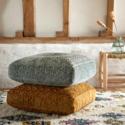 Coussin De Sol Velours, Nour -Ameublement De Maison cf006cc64fc21404962efe622b667a0d