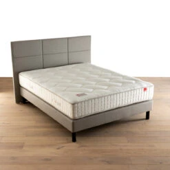 Matelas Ressorts Ensachés L’authentique -Ameublement De Maison e8e243cb4ed7729ec479bf7031d25f8d